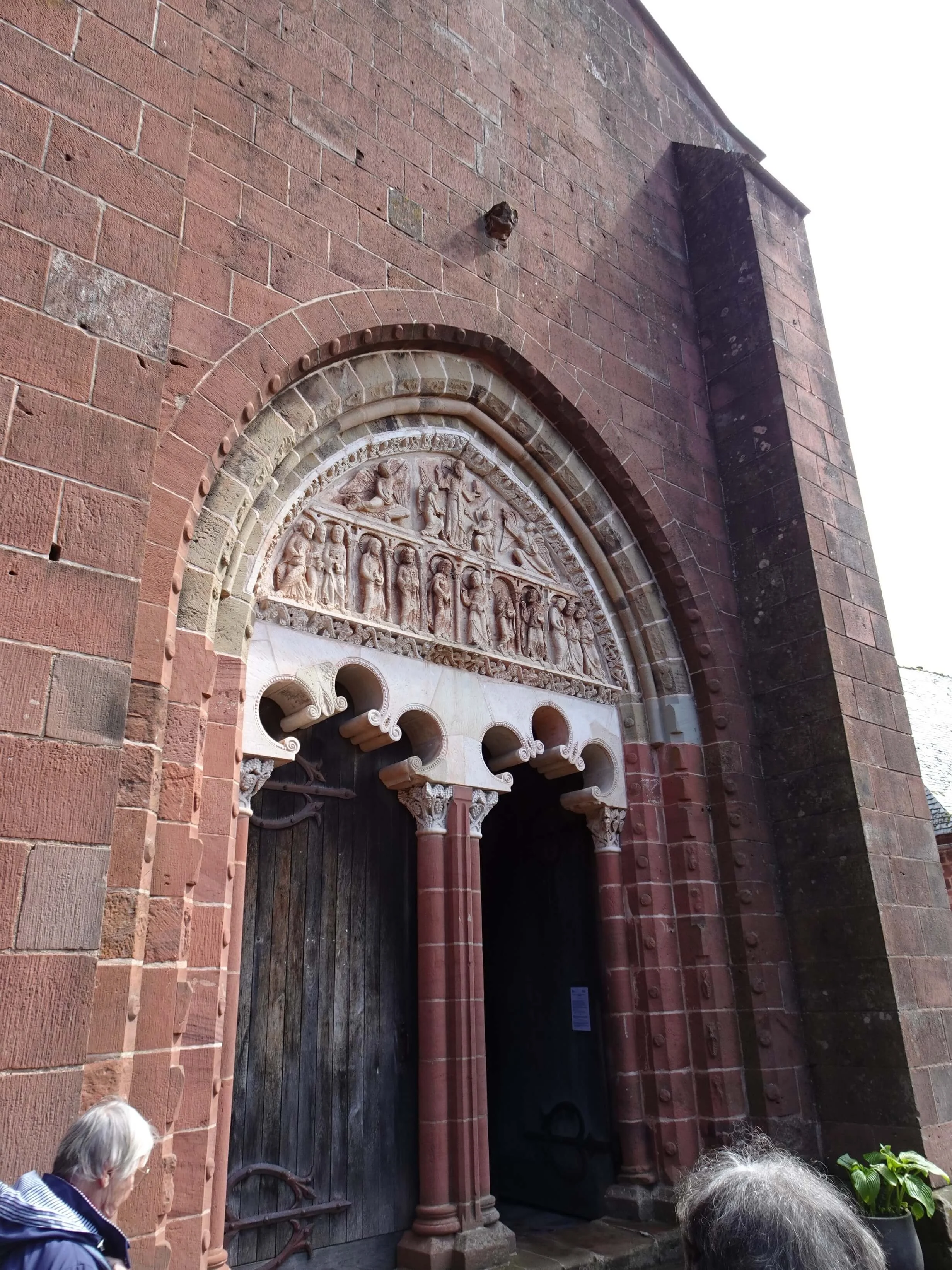 2026 04 13 voyage dans le lot et la dordogne collonges la rouge 27 