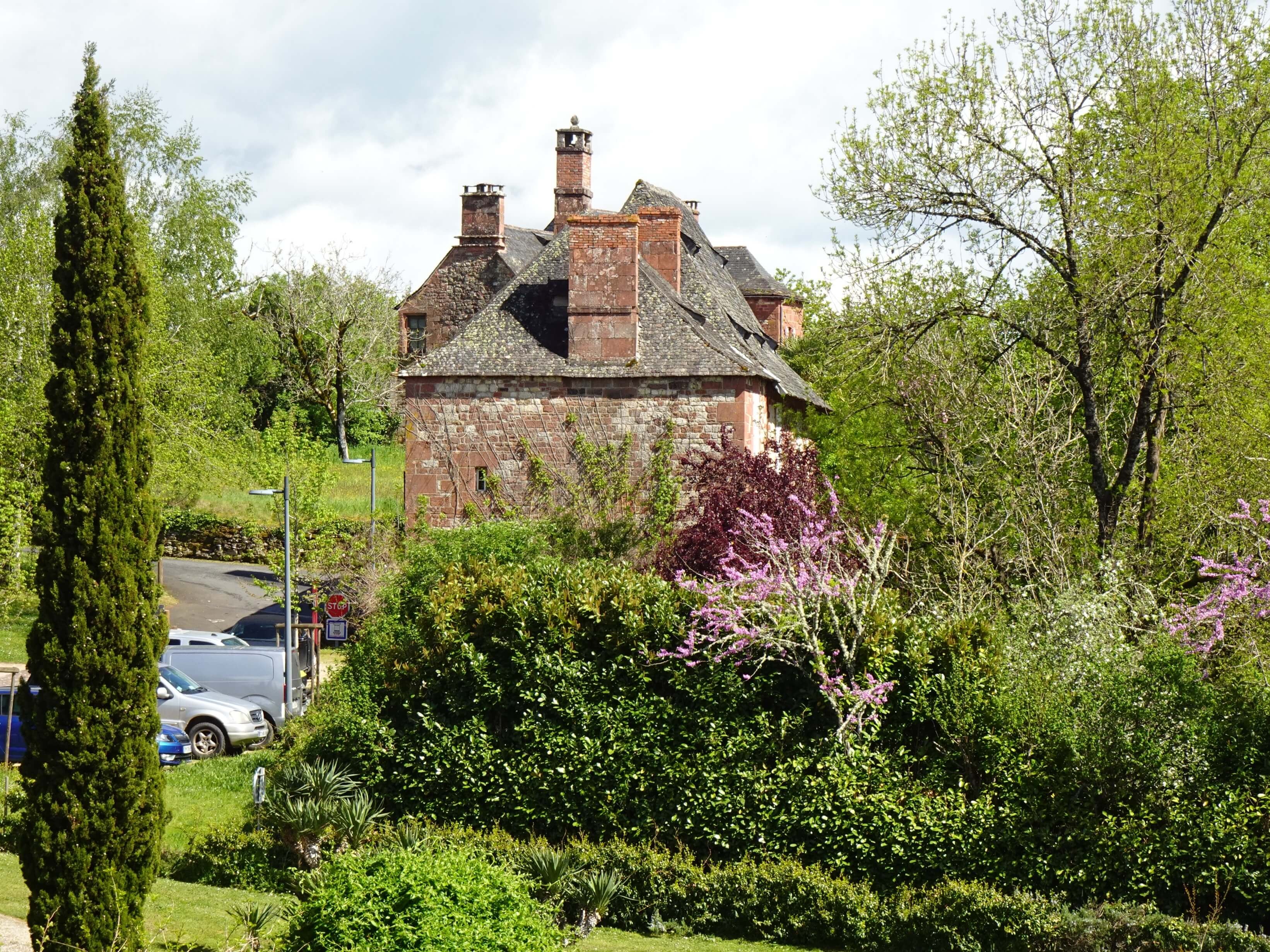 2026 04 13 voyage dans le lot et la dordogne collonges la rouge 33 