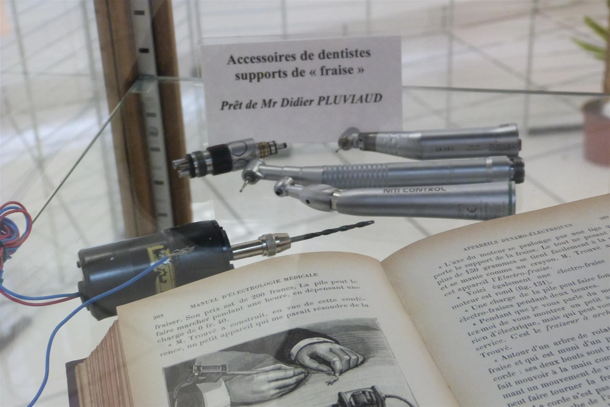 G trouve exposition centre culturel 20