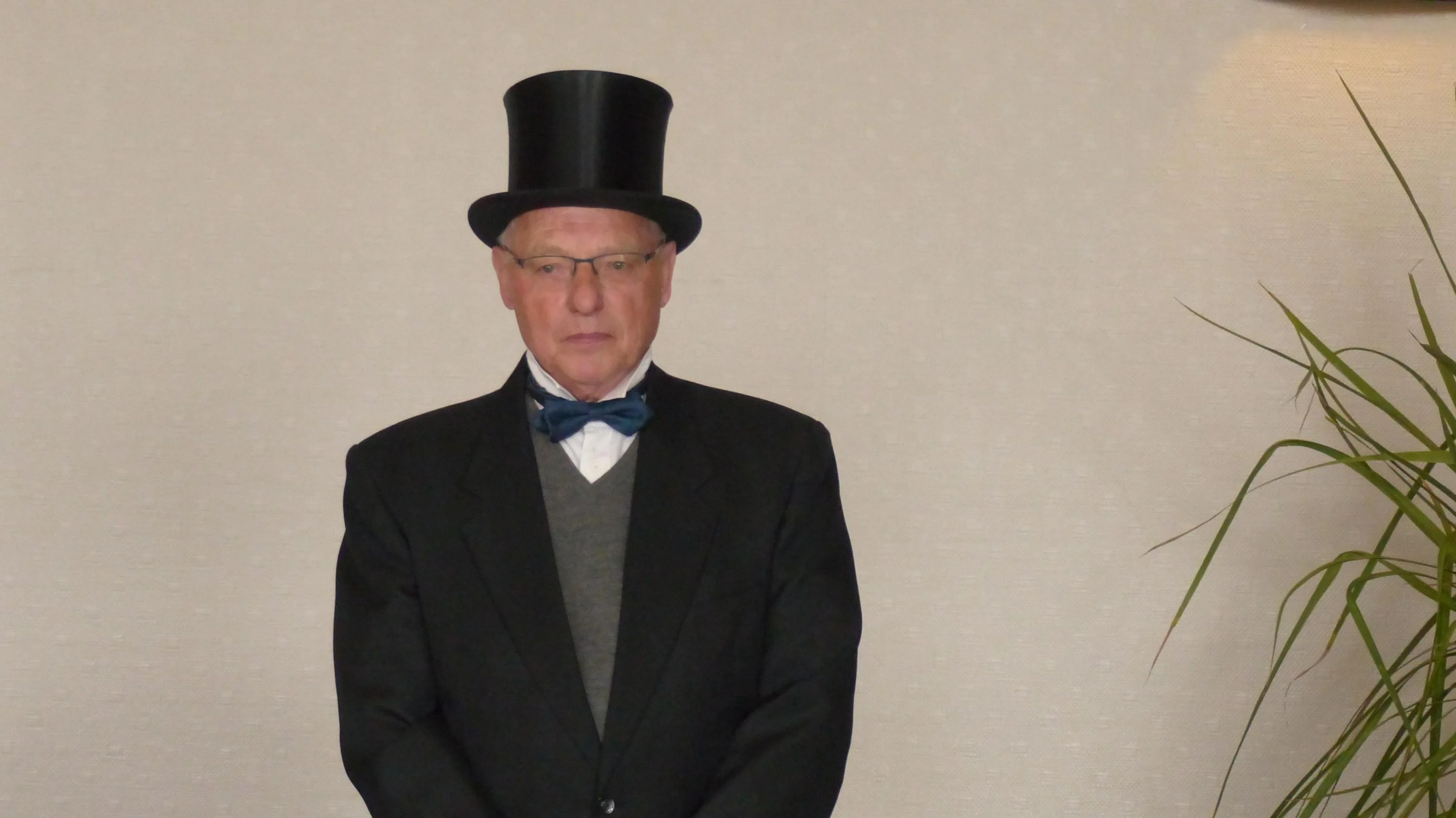 G trouve exposition inauguration 10 salle des fetes