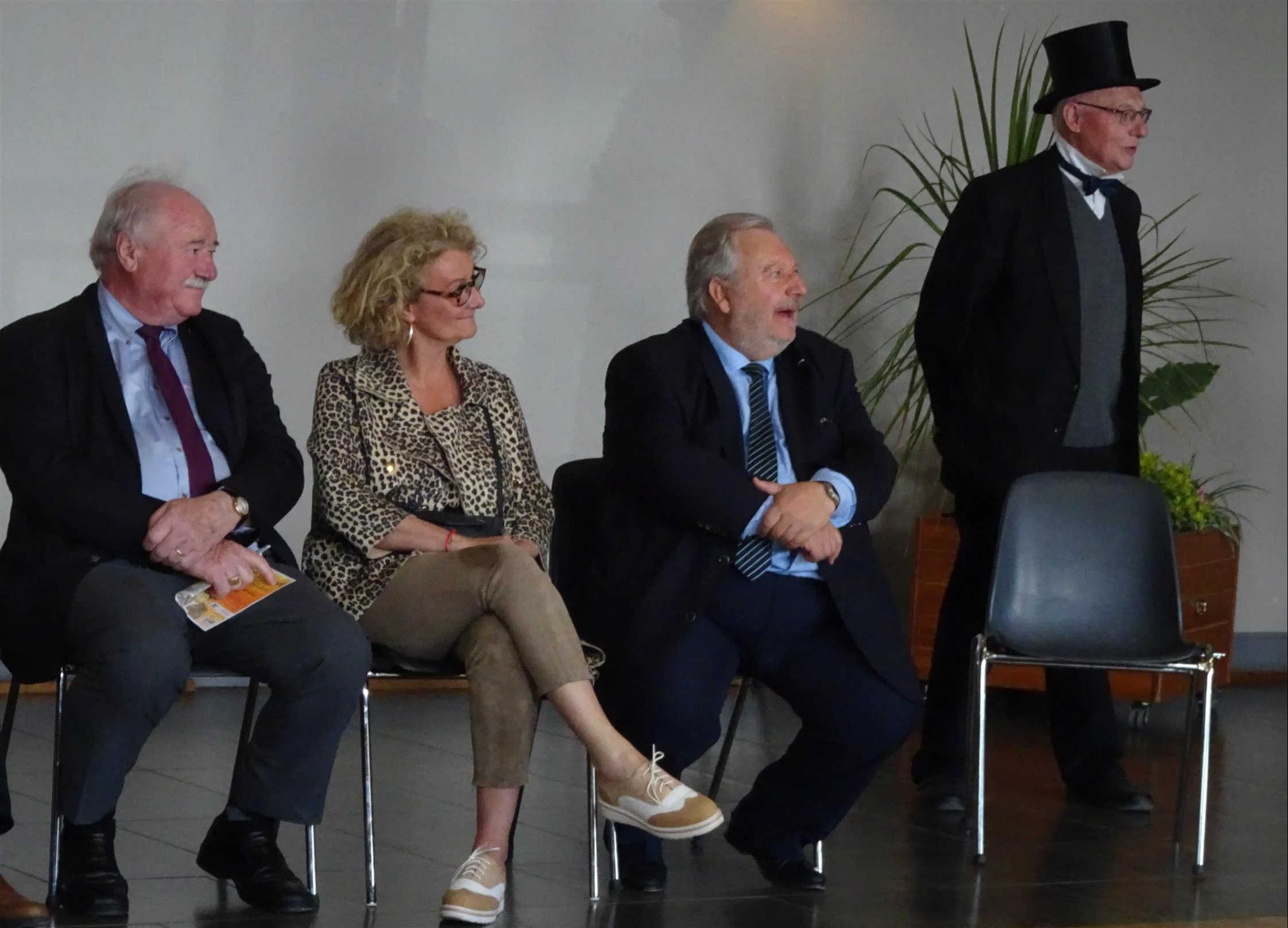 G trouve exposition inauguration 12 salle des fetes