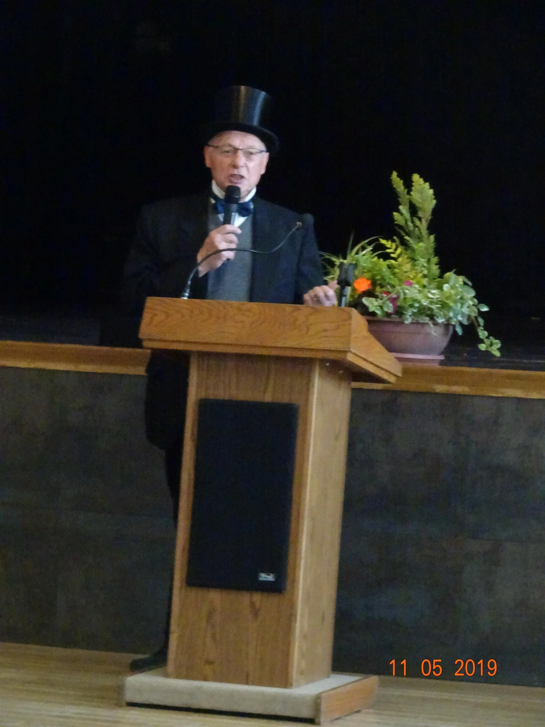 G trouve exposition inauguration 13 salle des fetes