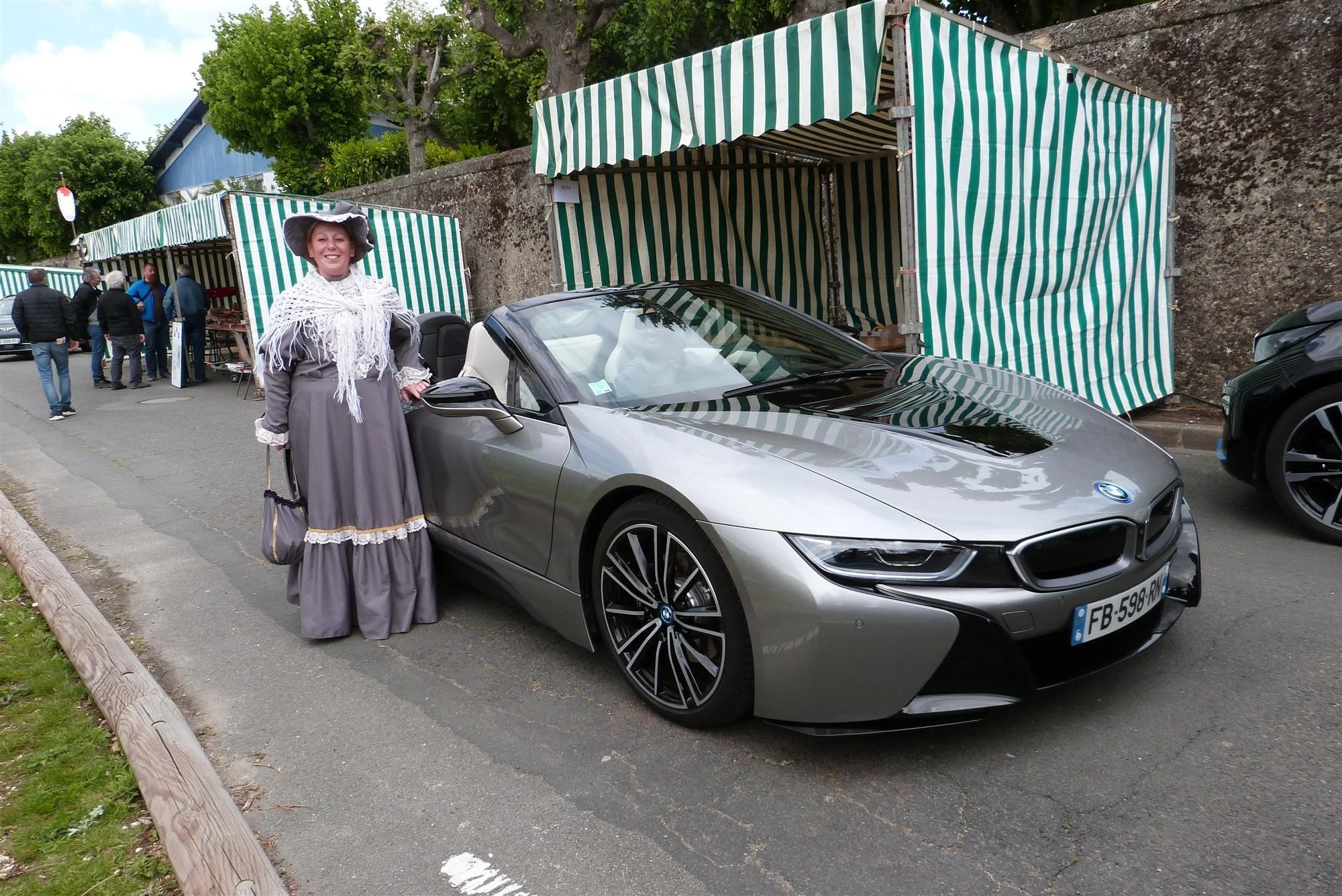 G trouve exposition ext 08 voitures electriques