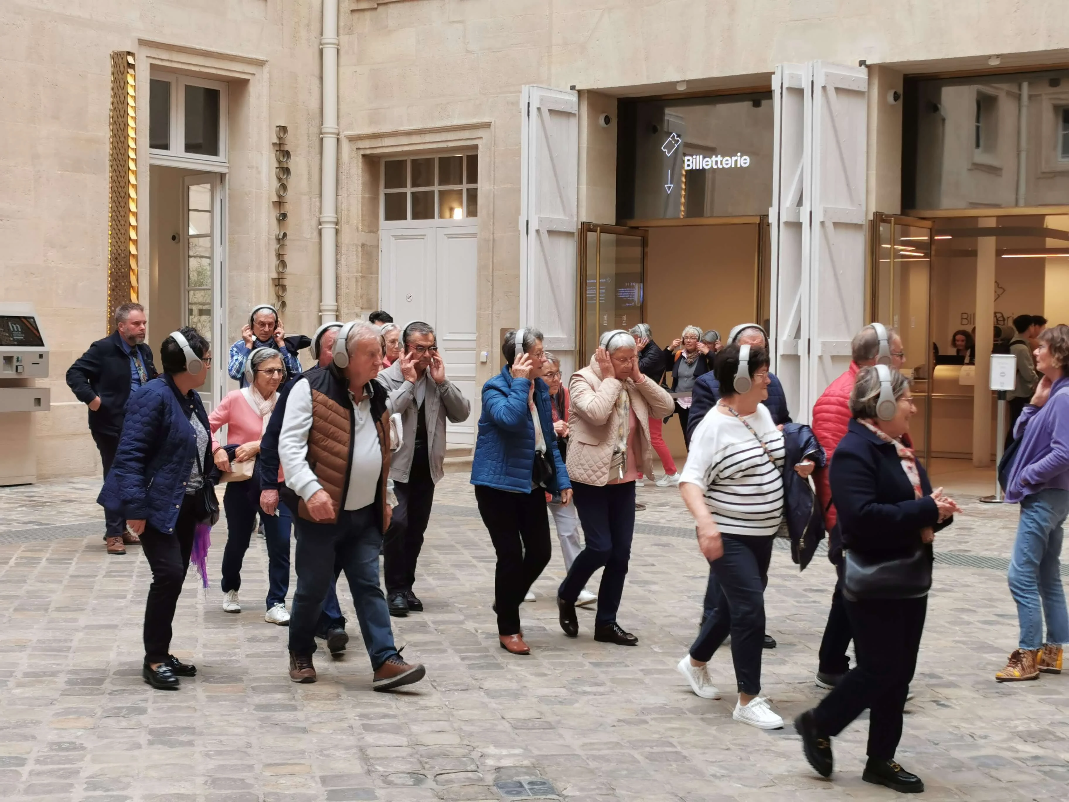 Paris 08 hotel de la marine